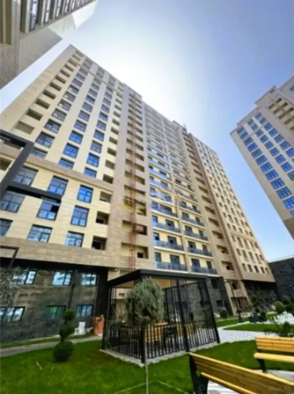 Satılır 3 otaqlı mənzil 97 m²