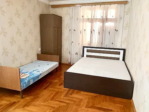 Kirayə verilir 3 otaqlı mənzil 70 m² — Bakı, Nərimanov 3 otaq 70.00 m²