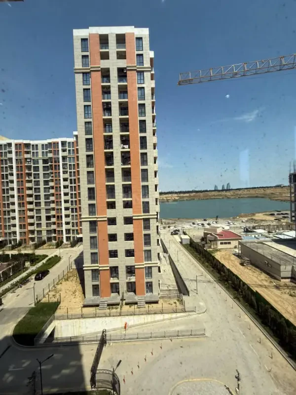 Satılır 2 otaqlı mənzil 63 m²