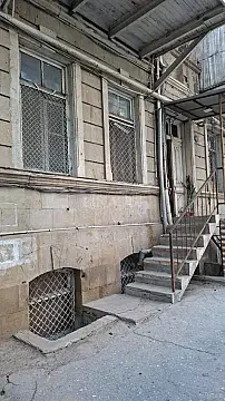 Kirayə verilir 1 otaqlı mənzil 28 m² — Bakı 1 otaq 28.00 m²
