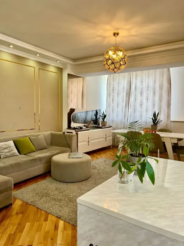 Satılır 3 otaqlı mənzil 100 m²