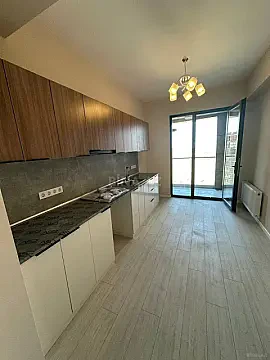 Kirayə verilir 3 otaqlı mənzil 100 m² — Bakı 3 otaq 100.00 m²