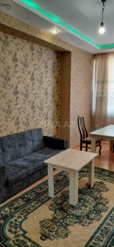 Kirayə verilir 2 otaqlı mənzil 73 m²