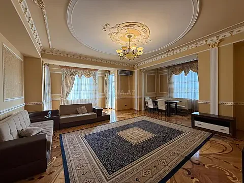 Satılır 4 otaqlı mənzil 240 m² — Bakı 4 otaq 240.00 m²