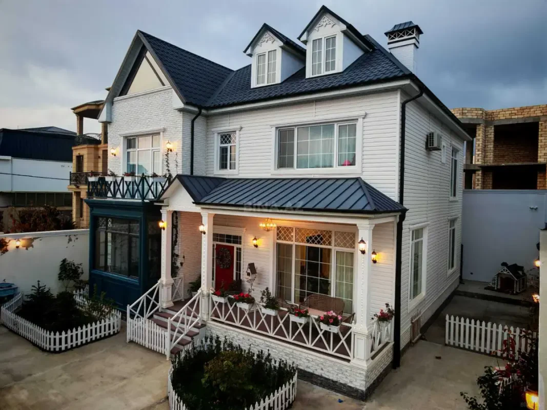 Satılır 7 otaqlı həyət evi 330 m²