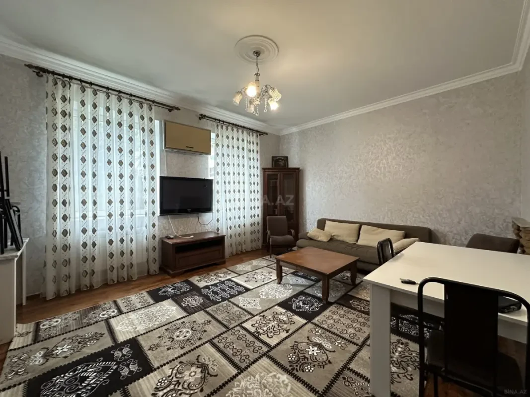 Kirayə verilir 2 otaqlı mənzil 65 m²