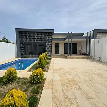 Satılır 4 otaqlı həyət evi 150 m² — Bakı, Mərdəkan 4 otaq 150.00 m²