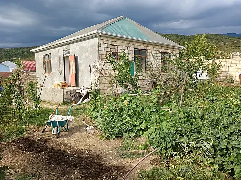Satılır 4 otaqlı həyət evi 80 m² — İsmayıllı 4 otaq 80.00 m²