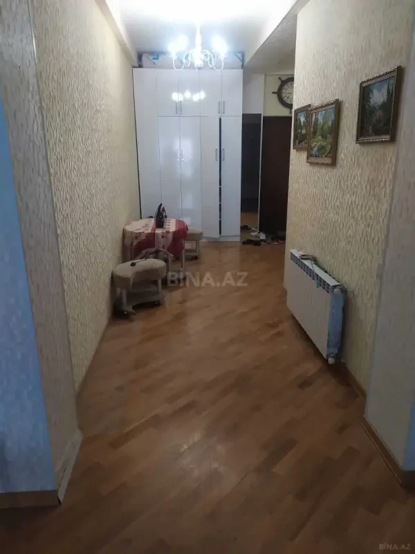 Kirayə verilir 2 otaqlı mənzil 75 m²