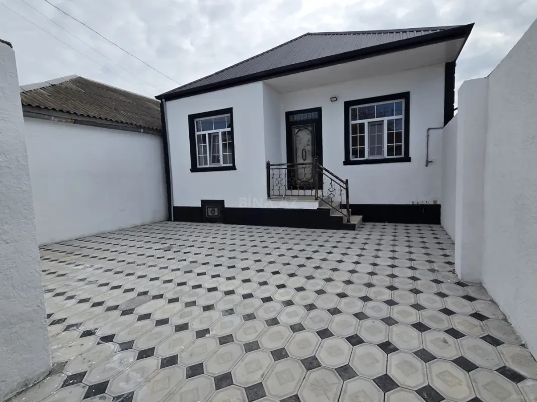 Satılır 3 otaqlı həyət evi 65 m²