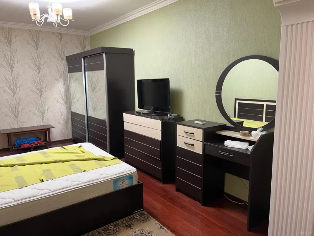 Kirayə verilir 2 otaqlı mənzil 60 m²