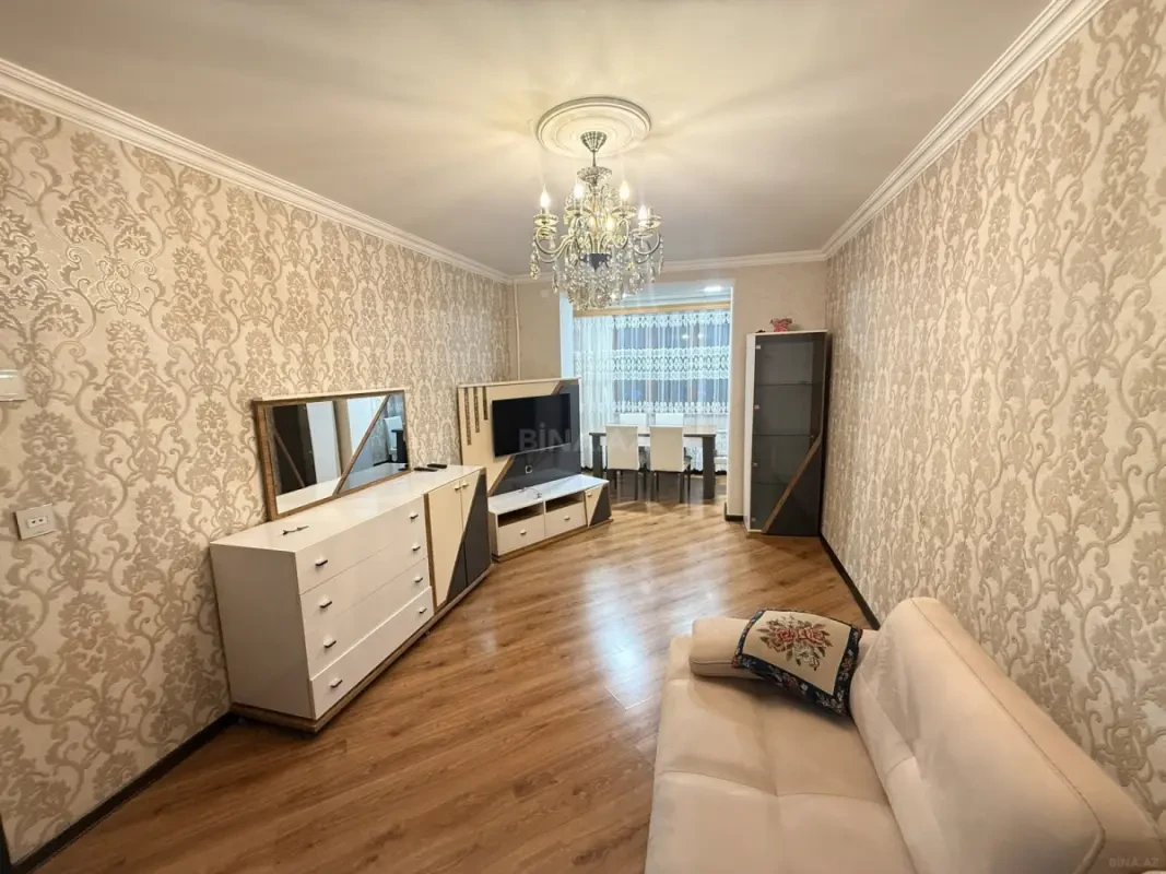 Kirayə verilir 2 otaqlı mənzil 55 m²