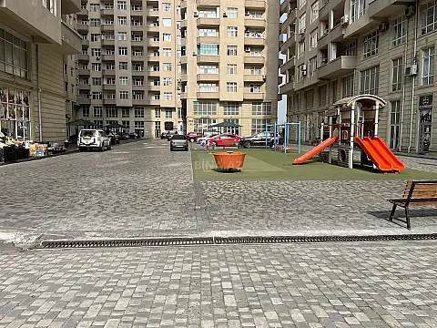 Satılır 6 otaqlı mənzil 300 m² — Bakı 6 otaq 300.00 m²