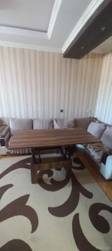 Kirayə verilir 2 otaqlı mənzil 86 m²