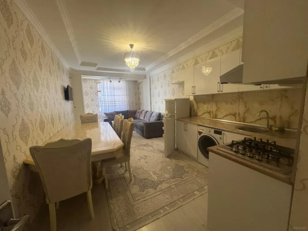 Kirayə verilir 2 otaqlı mənzil 85 m²