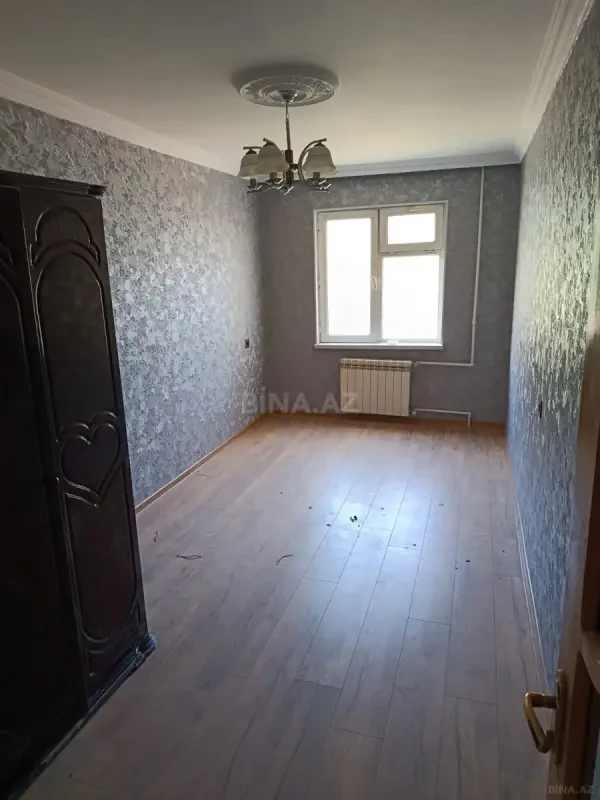 Kirayə verilir 3 otaqlı mənzil 42 m²