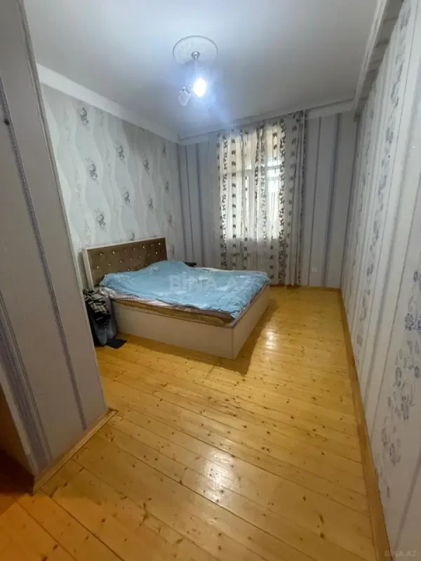 Kirayə verilir 2 otaqlı mənzil 55 m²