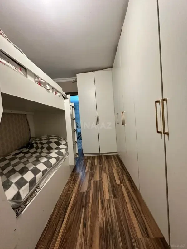 Kirayə verilir 2 otaqlı mənzil 65 m²