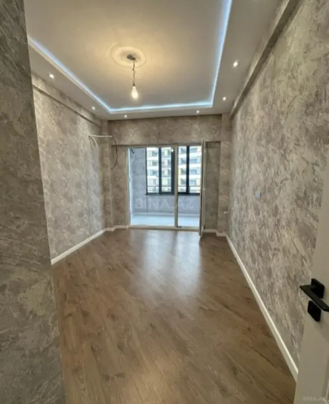 Satılır 2 otaqlı mənzil 72 m²
