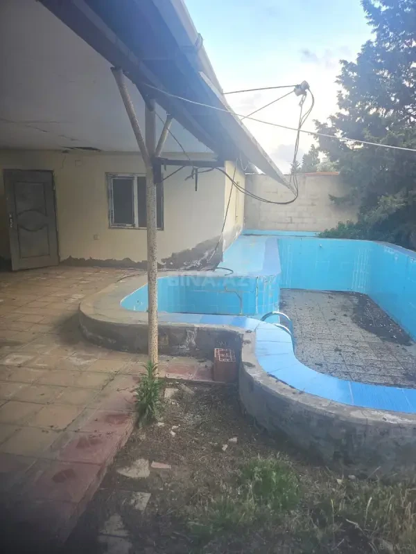 Satılır 5 otaqlı həyət evi 165 m²