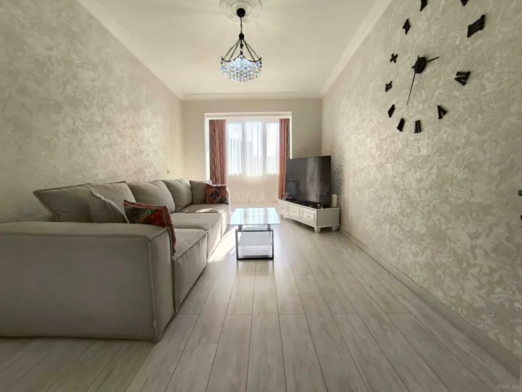 Kirayə verilir 2 otaqlı mənzil 55 m²