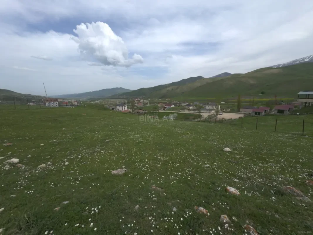 Satılır torpaq sahəsi 6 m²