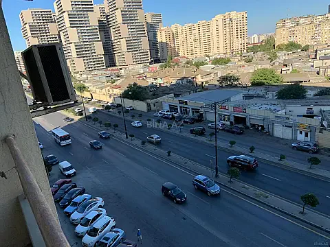 Kirayə verilir 3 otaqlı mənzil 135 m² — Bakı, İnşaatçılar 3 otaq 135.00 m²