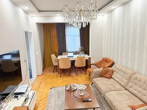 Satılır 3 otaqlı mənzil 70 m² — Bakı 3 otaq 70.00 m²