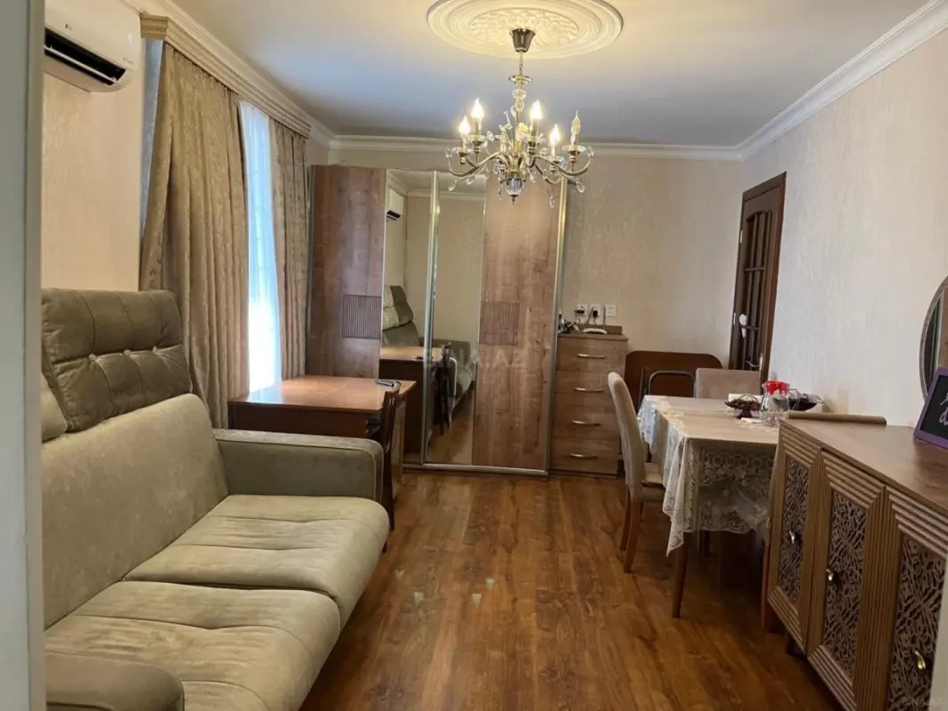 Satılır 2 otaqlı mənzil 35 m²