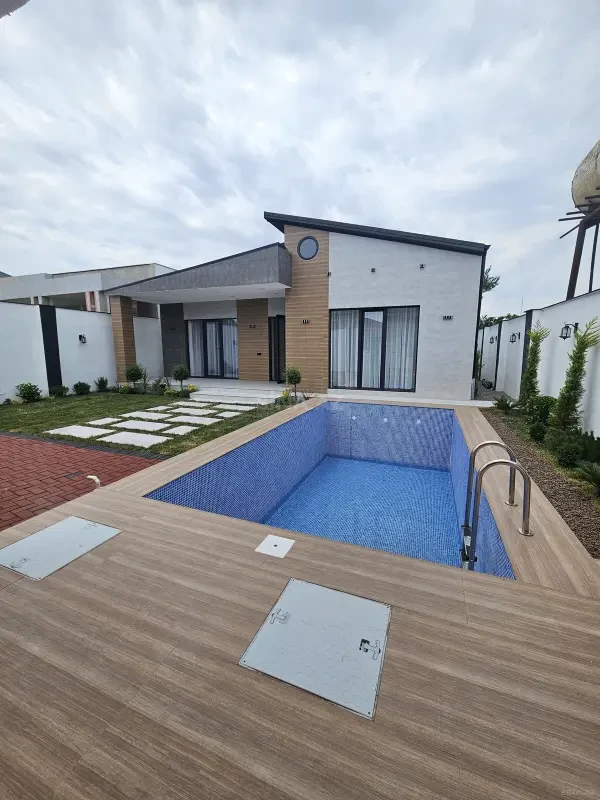 Satılır 4 otaqlı həyət evi 150 m²