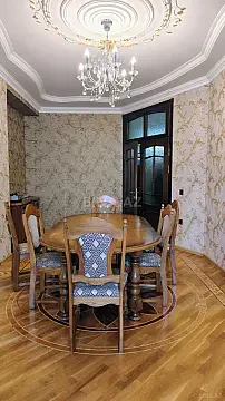 Satılır 3 otaqlı mənzil 94 m² — Bakı, Memar Əcəmi yanı 3 otaq 94.00 m²