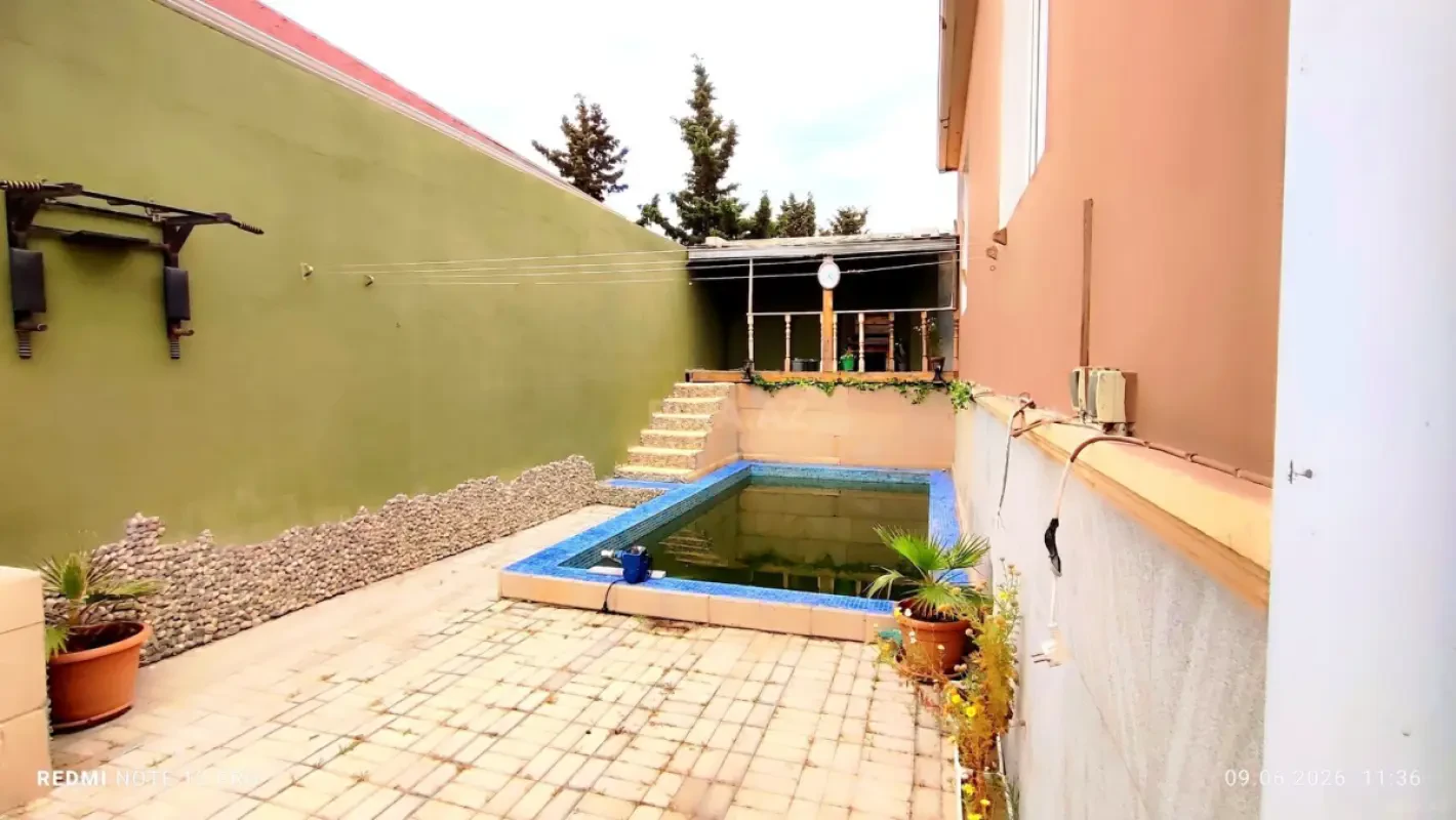 Satılır 4 otaqlı həyət evi 120 m²