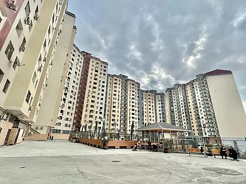 Kirayə verilir 2 otaqlı mənzil 70 m² — Bakı, Həzi Aslanov qəs. 2 otaq 70.00 m²