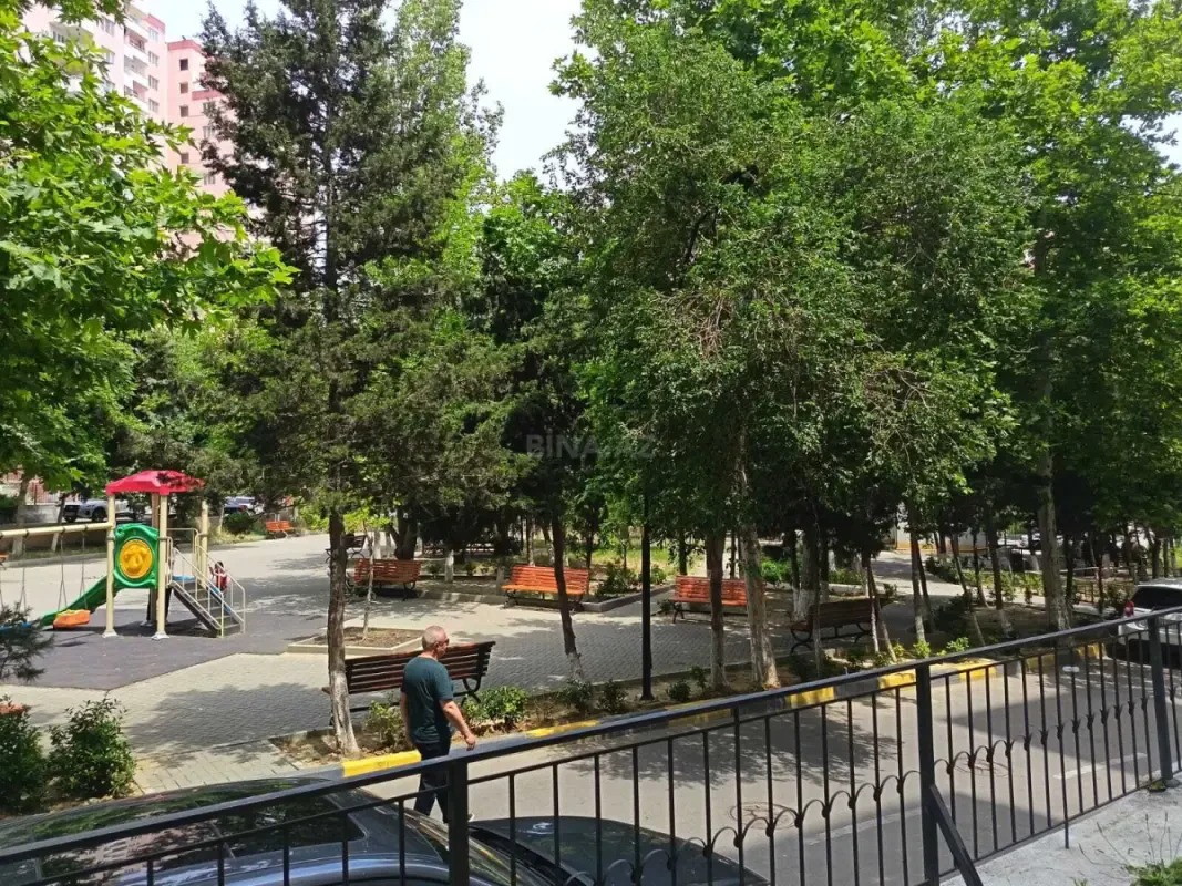 Kirayə verilir 2 otaqlı mənzil 72 m²