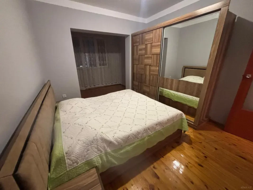 Kirayə verilir 2 otaqlı mənzil 70 m²