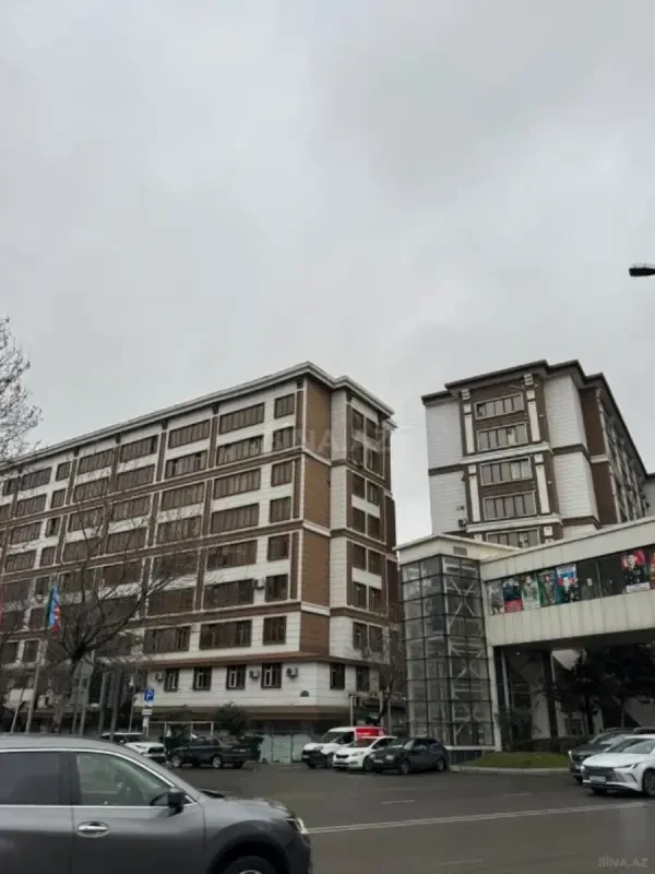 Satılır 4 otaqlı mənzil 90 m²