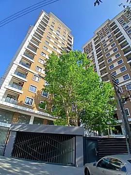 Satılır 3 otaqlı mənzil 136.3 m² — Bakı, Nərimanov 3 otaq 136.30 m²