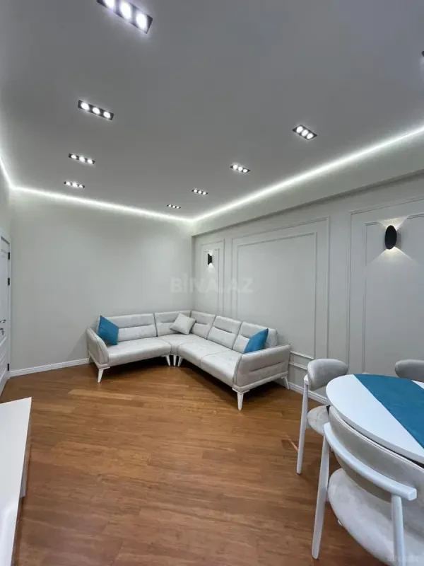 Satılır 2 otaqlı mənzil 60 m²