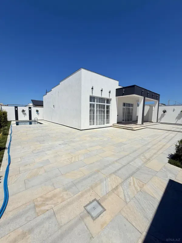 Satılır 4 otaqlı həyət evi 225 m²