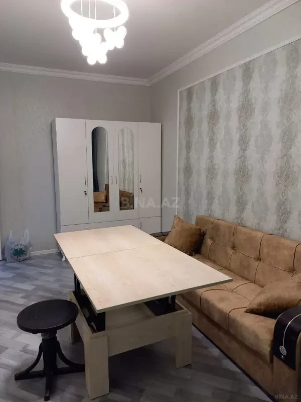 Satılır 2 otaqlı mənzil 45 m²