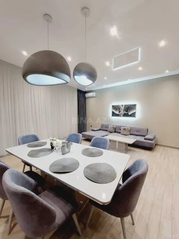 Kirayə verilir 3 otaqlı mənzil 124 m²