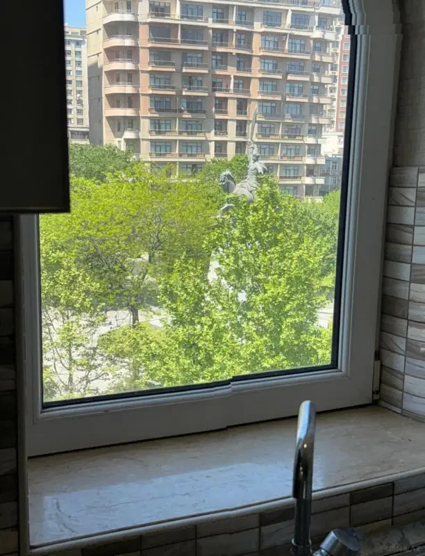 Satılır 3 otaqlı mənzil 90 m²
