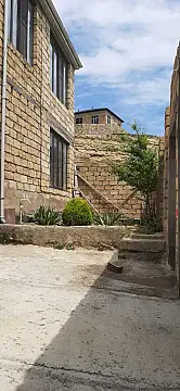 Satılır 6 otaqlı həyət evi 230 m² — Bakı, Badamdar 6 otaq 230.00 m²