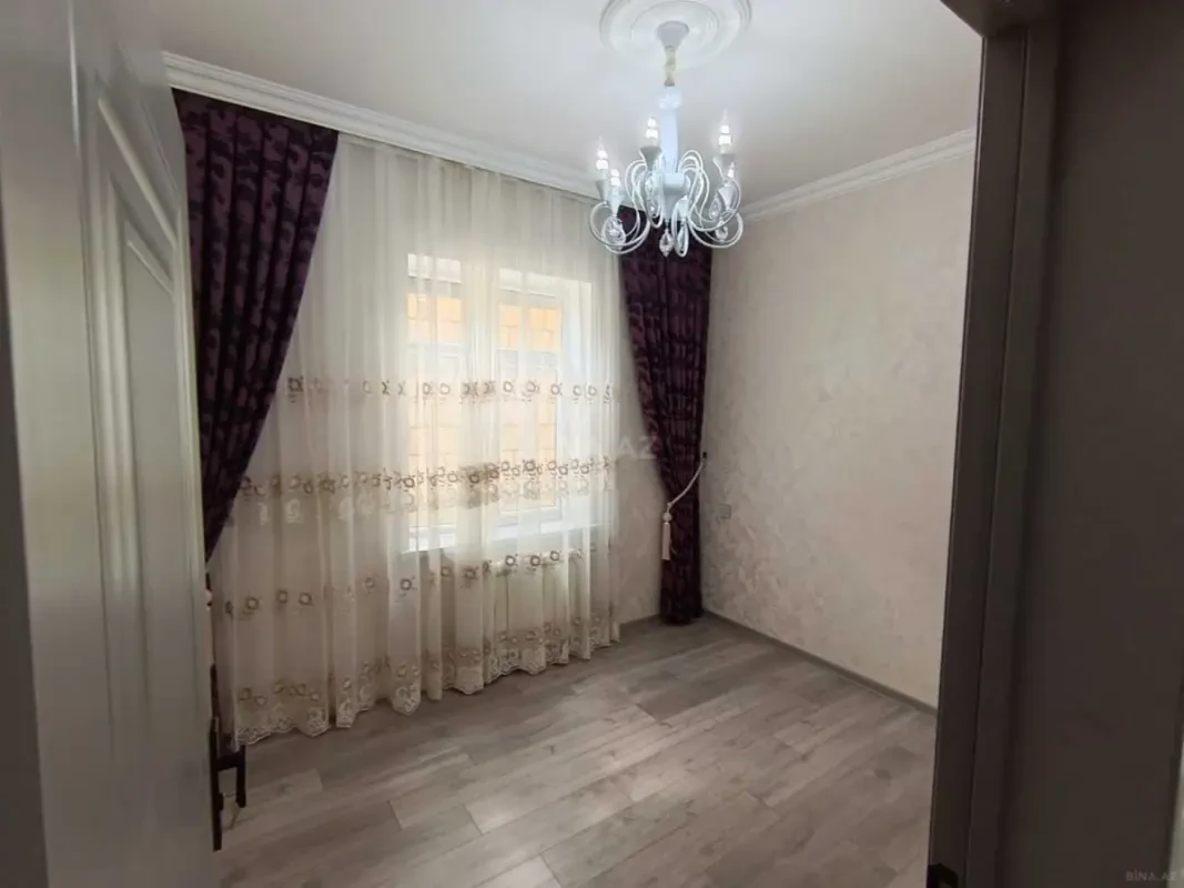 Satılır 4 otaqlı həyət evi 105 m²
