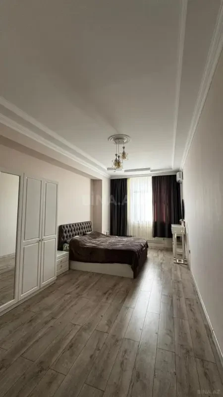 Kirayə verilir 2 otaqlı mənzil 100 m²