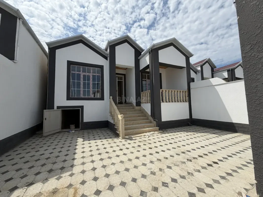 Satılır 3 otaqlı həyət evi 90 m²