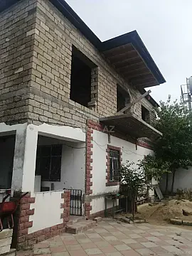 Satılır 9 otaqlı həyət evi 350 m² — Bakı 9 otaq 350.00 m²