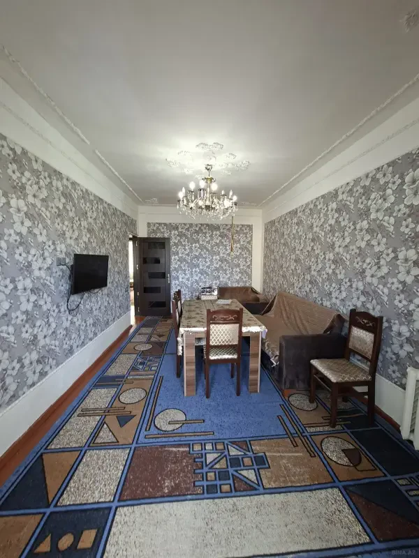 Kirayə verilir 3 otaqlı mənzil 100 m²