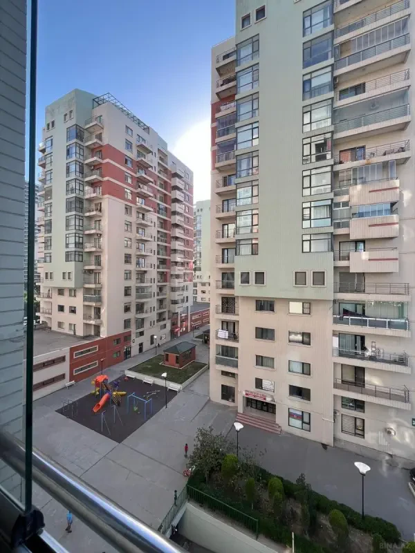 Satılır 3 otaqlı mənzil 174 m²