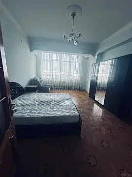 Kirayə verilir 4 otaqlı mənzil 180 m² — Bakı, İnşaatçılar 4 otaq 180.00 m²